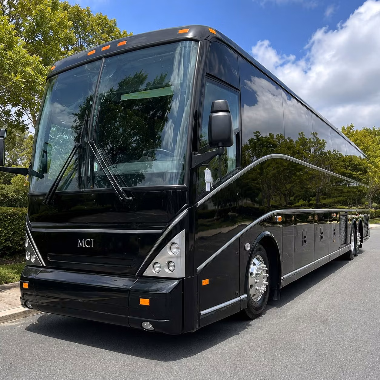 charter buses and shuttles to allegiant stadium for raiders games in north las vegas