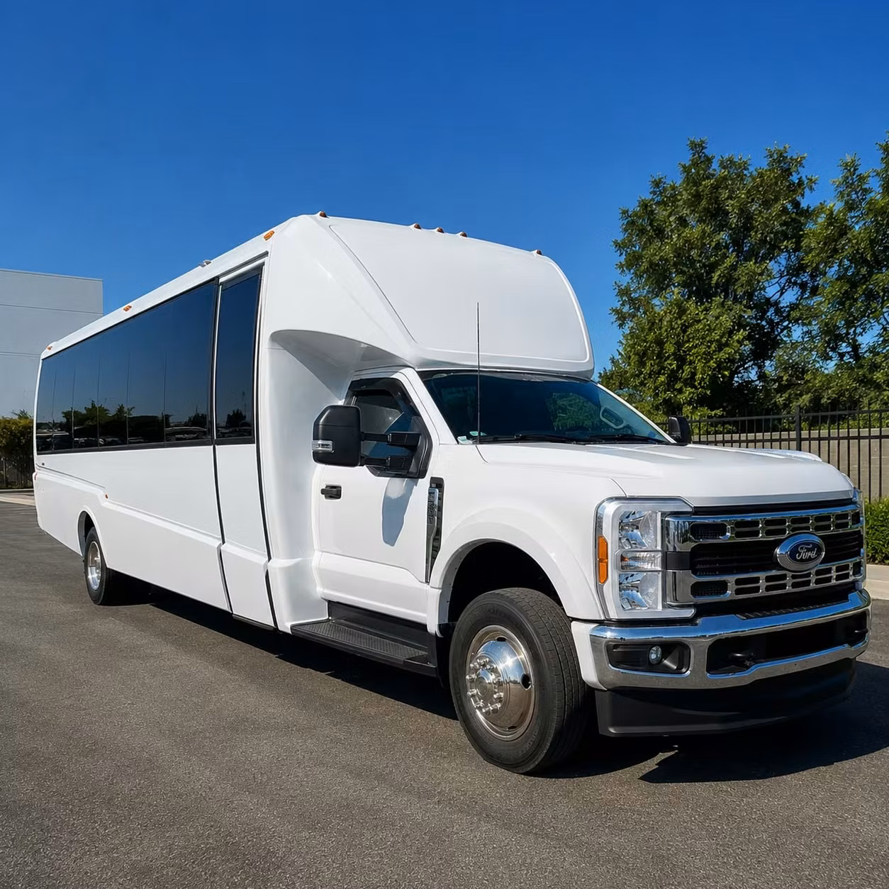 north las vegas 18 passenger minibus rental